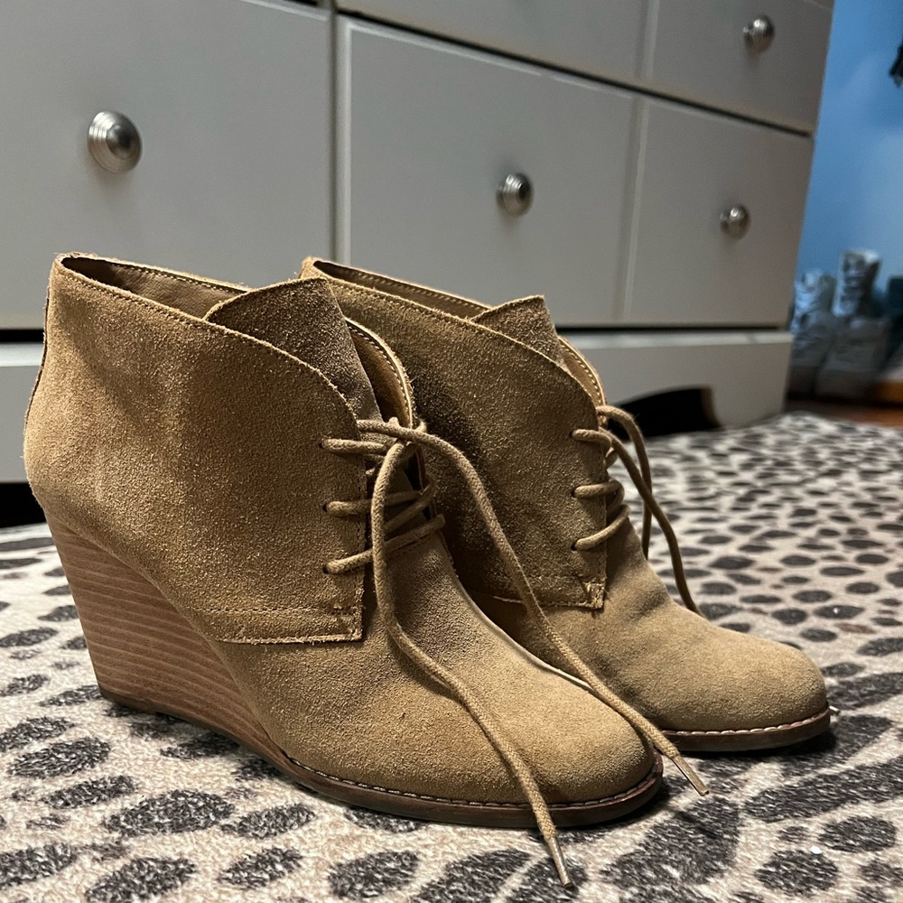 Lucky Brand Camel Ankle Booties
